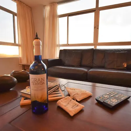 Lejlighed Rustic With Ocean Views Next To Beach
